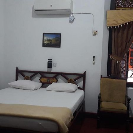 Koolkost At Tenggilis - Minimum Stay 30 Nights Surabaya Kültér fotó